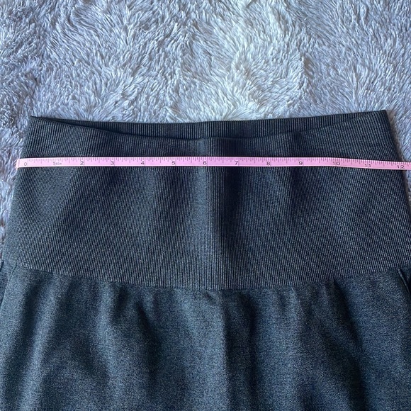 Size large compression leggings - Picture 4 of 4